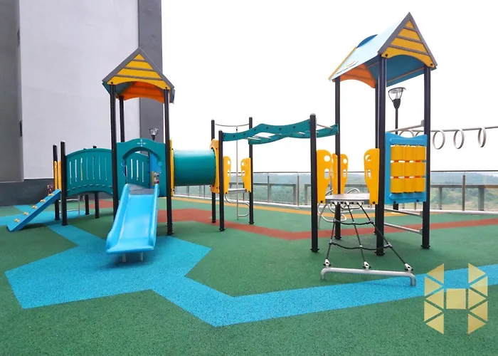 D Pristine Family Suites By Holi